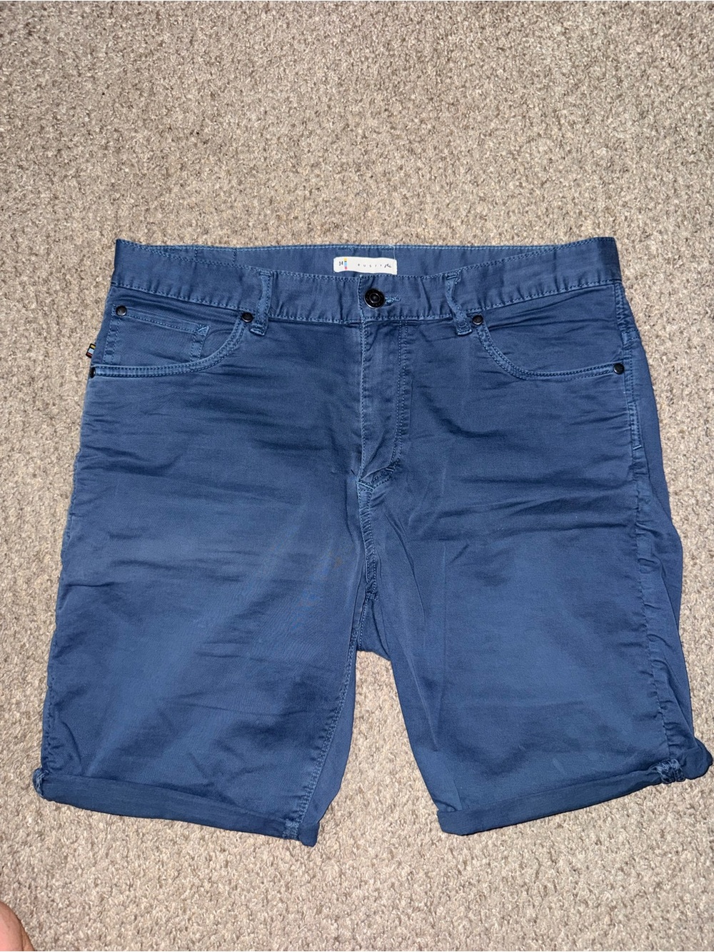 Rusty Size 34 Classic Flat Front Men’s Shorts in Deep Blue
